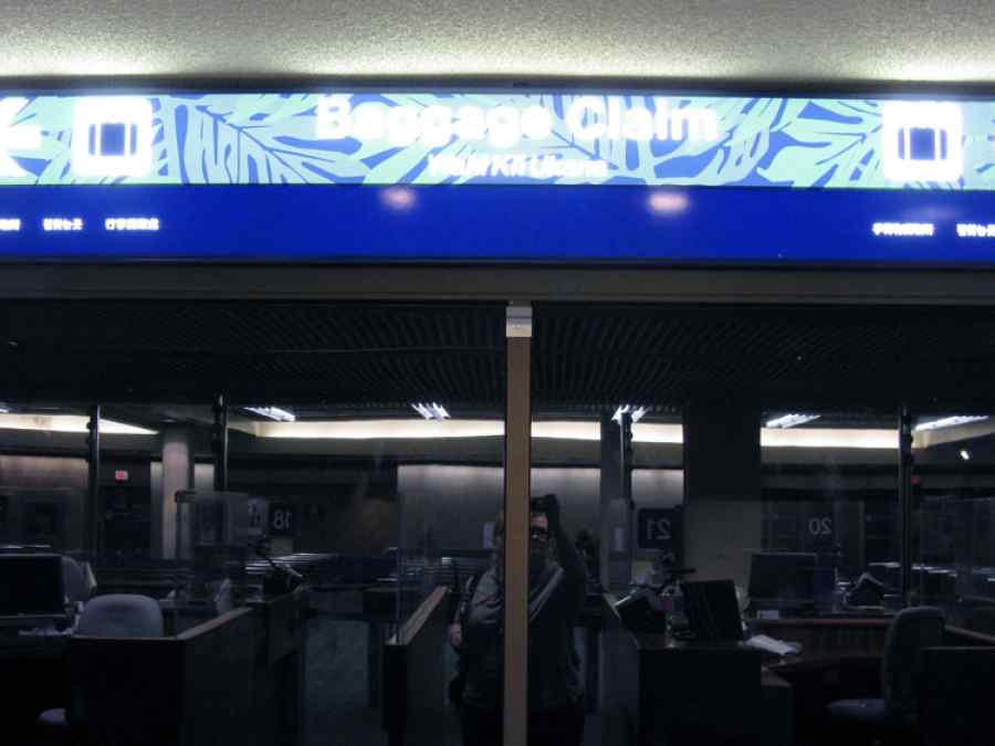 APEC USA 2011 U.S. Customs Signage at the Honolulu Airport gallery image 18
