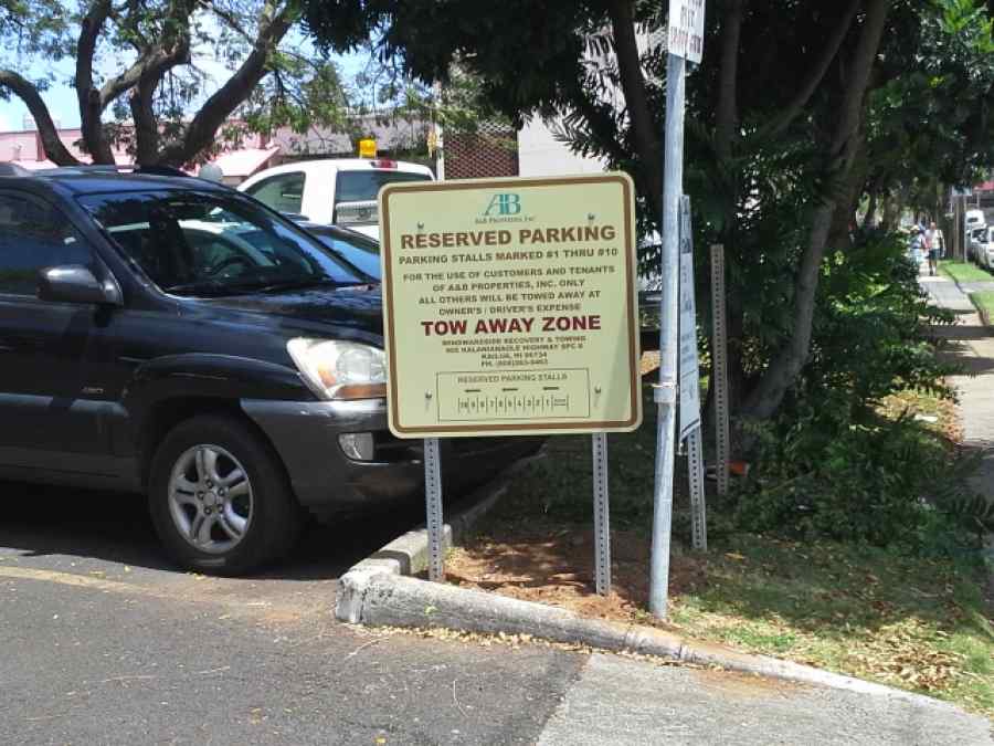 Custom Parking Lot Signs gallery image 3