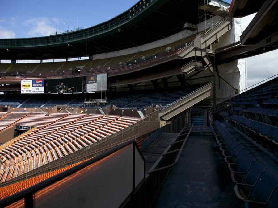 Aloha Stadium Jumbotron Signage gallery image 15