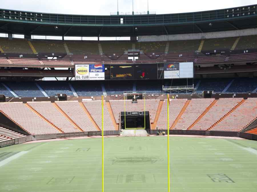 Aloha Stadium Jumbotron Signage gallery image 18