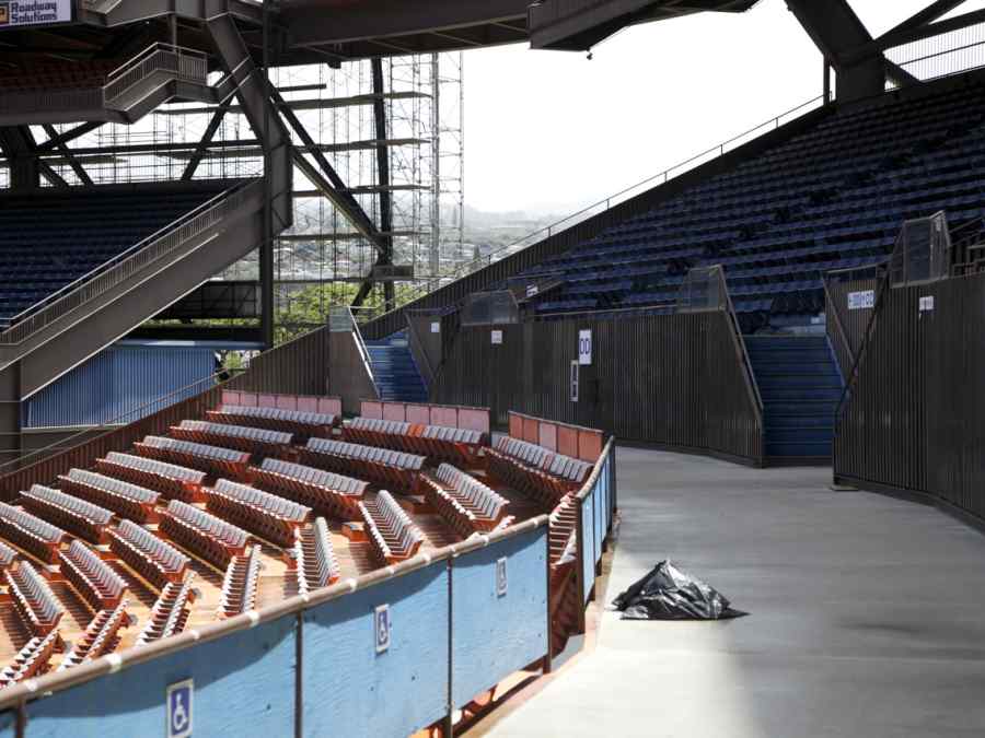 Aloha Stadium Jumbotron Signage gallery image 28